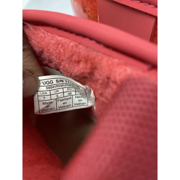 UGG CLASSIC CLEAR MINI HIBISCUS PINK WATERPROOF ANKLE WOMEN'S BOOTS SIZE 7 - Picture 2 of 7